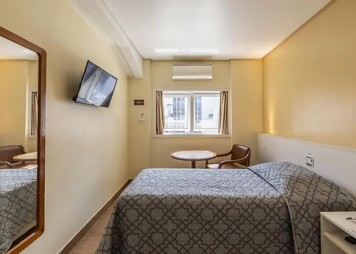 Hotel Erechim 2*